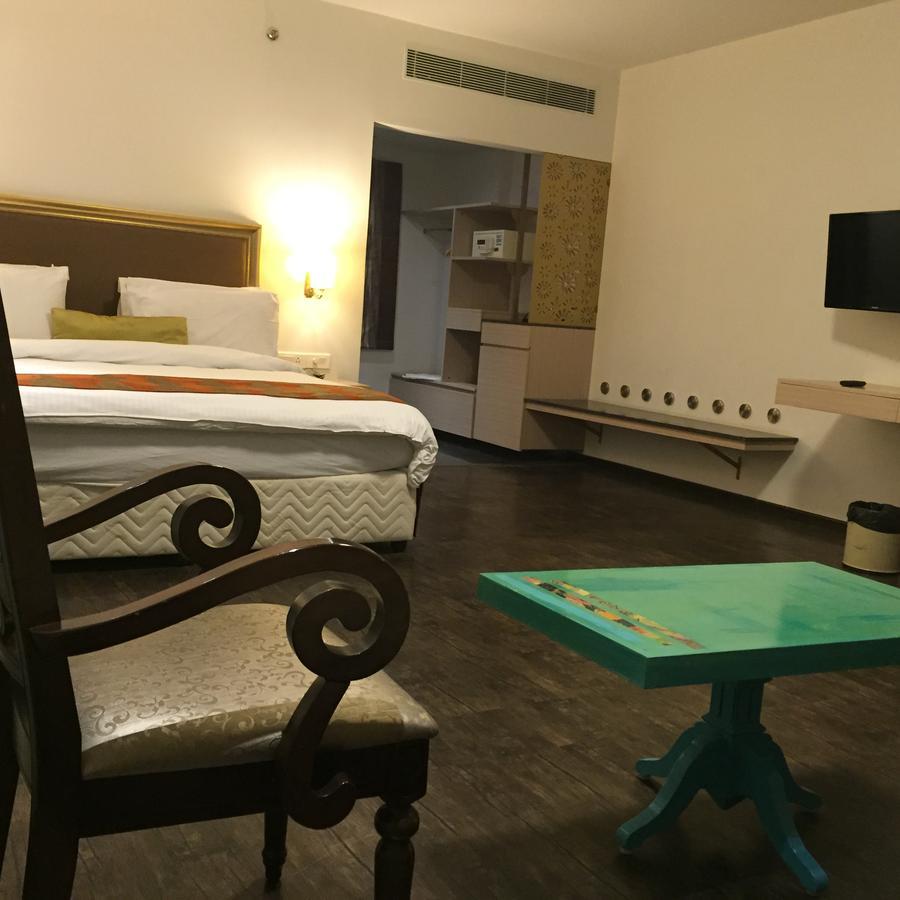 Royal Regency Madurai Luaran gambar